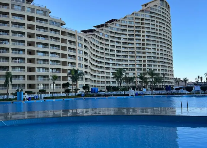Porto Sokhna Pyramids Vip Apart Otel *